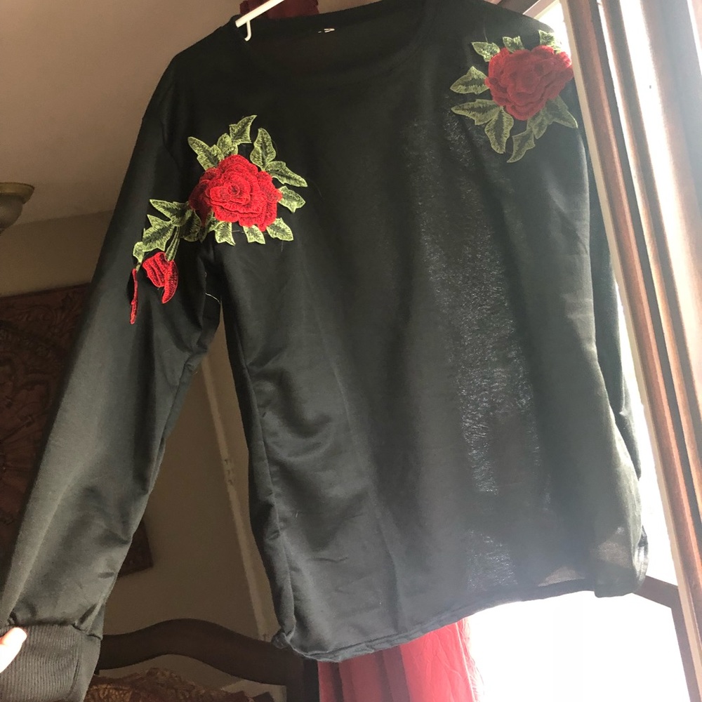 Rose pull over